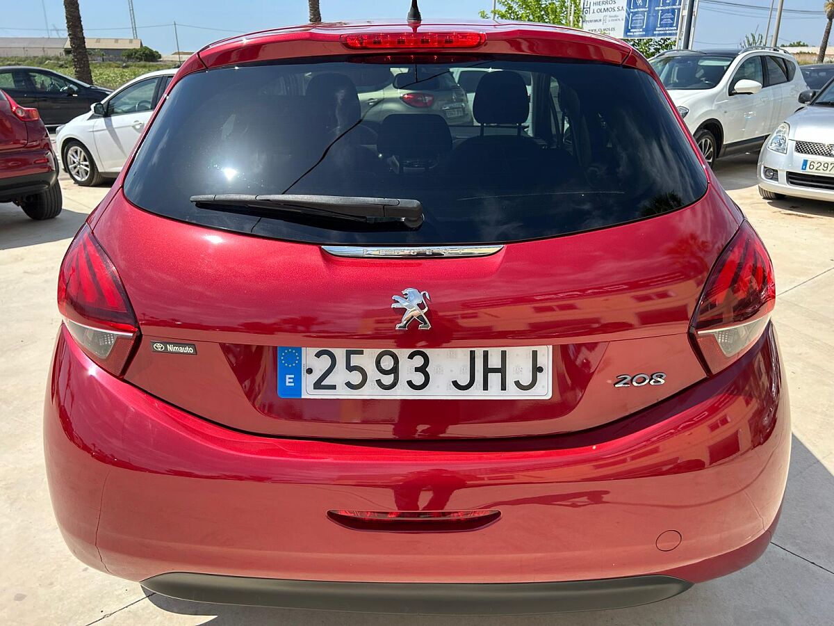PEUGEOT 208 ALLURE 1.2 E-THP AUTO SPANISH LHD IN SPAIN 82000 MILES SUPERB 2015
